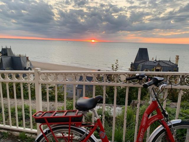 L'Appartement Vue Mer De La Villa Des Rosiers - Trouville Sur Mer מראה חיצוני תמונה