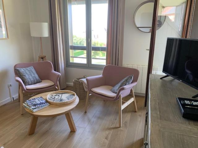 L'Appartement Vue Mer De La Villa Des Rosiers - Trouville Sur Mer מראה חיצוני תמונה